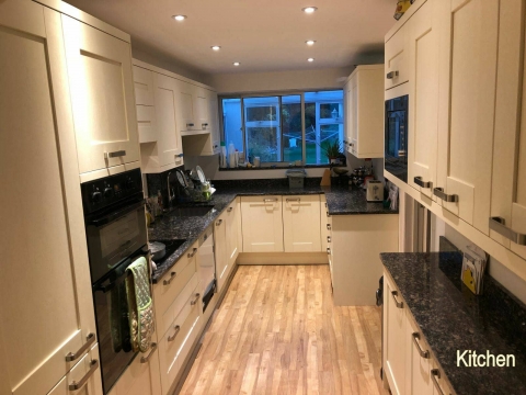 1 Bedroom In A 4 Bed House In Scads Hill Close Orpington Br6 House Share Christian Flatshare 1 Bedroom In A 4 Bed House In Scads Hill Close Orpington Br6 House Share Christian Flatshare